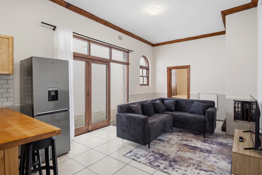 To Let 4 Bedroom Property for Rent in Woodstock Western Cape
